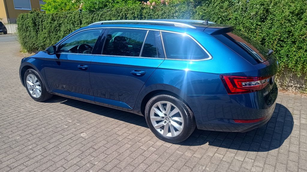 Bild des Angebotes Skoda Superb 1.8 TSI DSG  Combi Style   1.Hd./Scheckh.