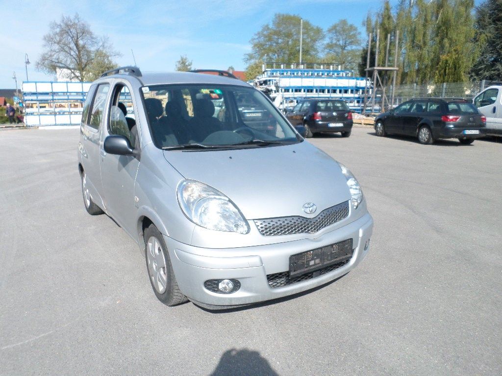 Bild des Angebotes Toyota Yaris Verso 1.3