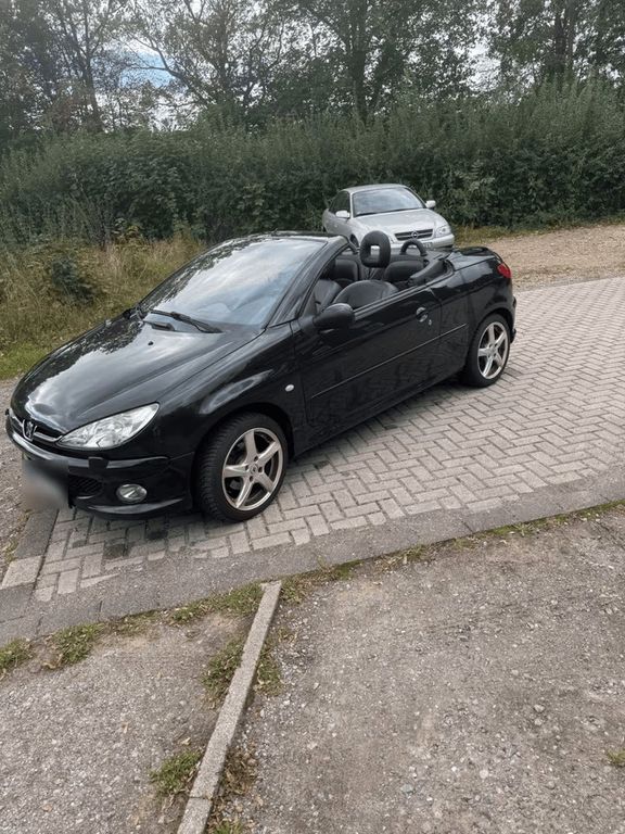 Bild des Angebotes Peugeot  206cc Cabrio 1.6  TÜV bis 06/27  Zahnriemen neu