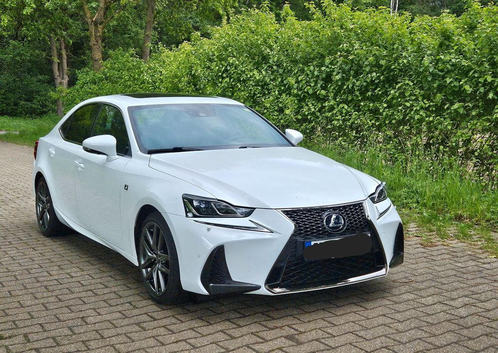 Lexus IS 300 F