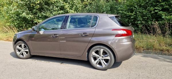 Bild des Angebotes Peugeot 308 Allure PureTech 130 EAT6 STOP & START Allure