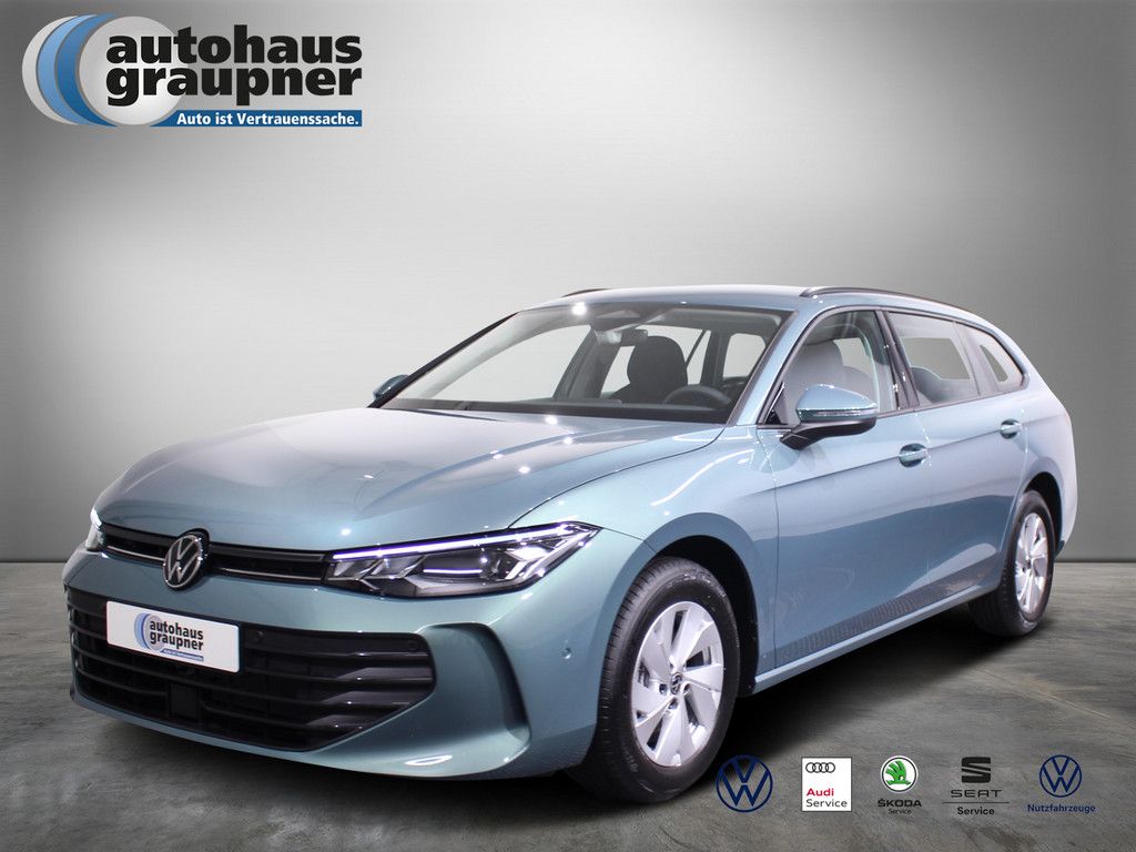 Bild des Angebotes Volkswagen Passat 1.5 eTSI DSG KLIMA SHZ KAMERA AHK ACC LED