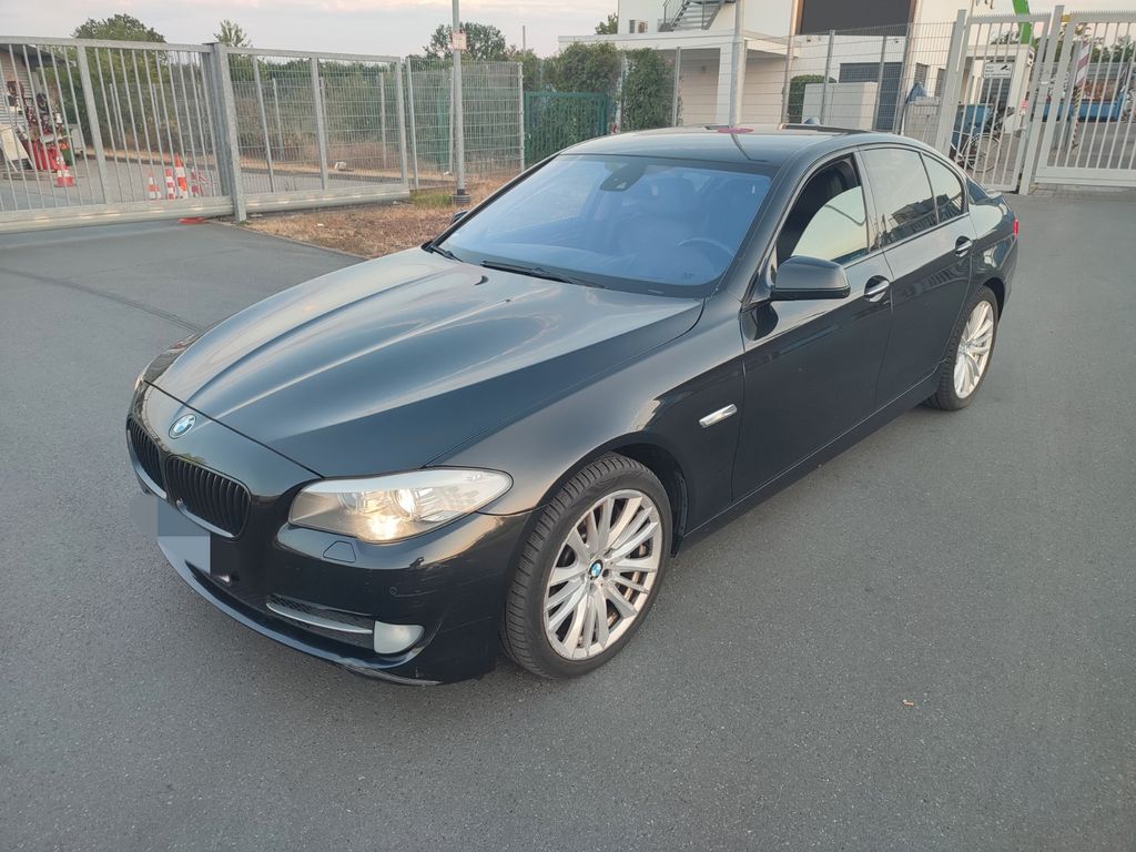 Bild des Angebotes BMW 550i xDrive