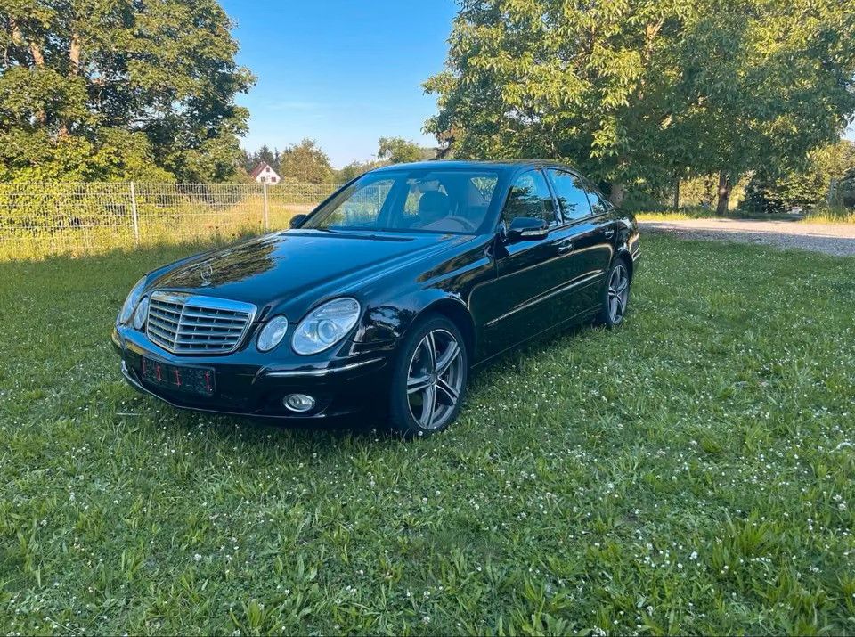 Bild des Angebotes Mercedes-Benz E 280 4MATIC ELEGANCE