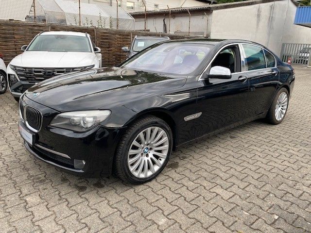 Bild des Angebotes BMW 750 i xDrive