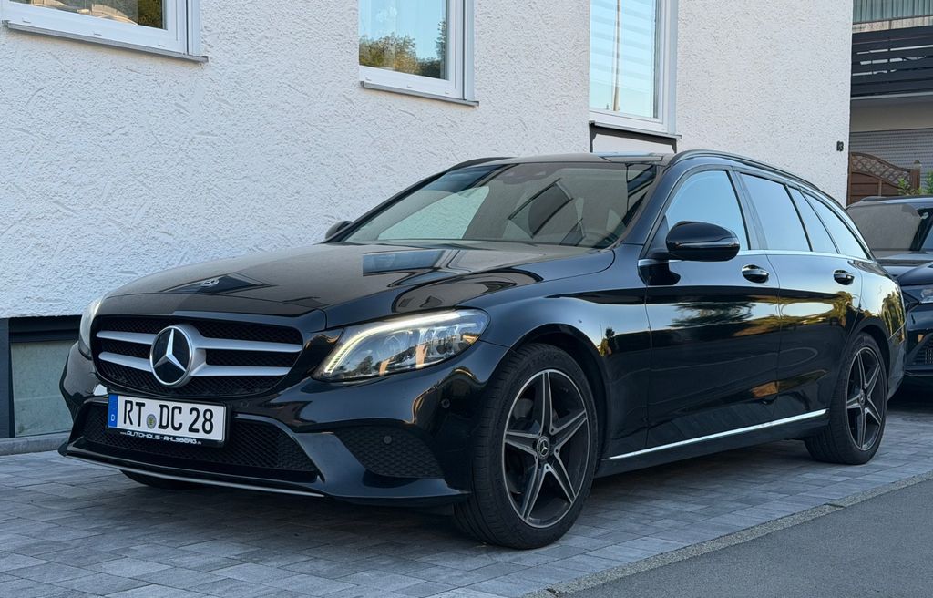 Bild des Angebotes Mercedes-Benz C 220d T AMG-LINE/R.Kamera/AHK/TEMPO/SPUR/SHZ/