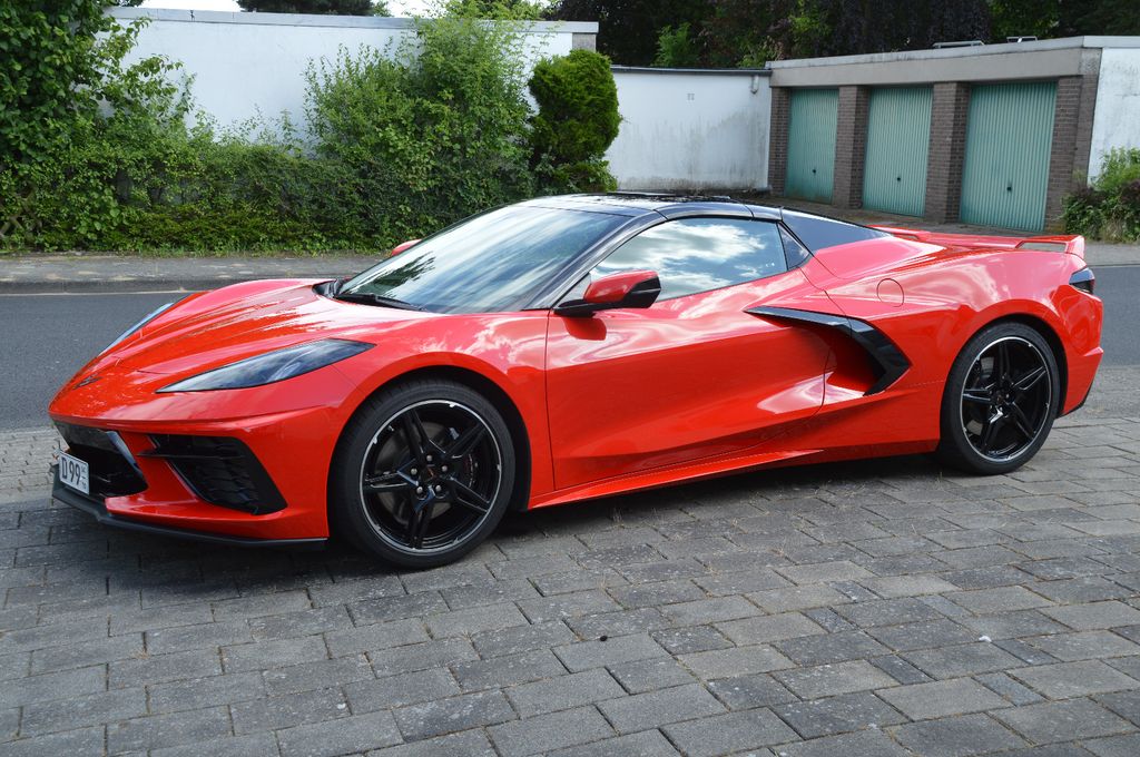 Bild des Angebotes Corvette C8 Stingray Cabrio 2LT, Z51, Frontlift, MagRide
