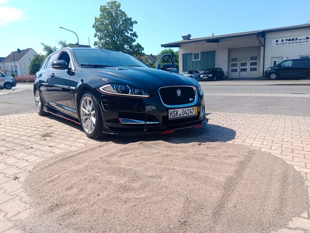 Jaguar XF 3.0 L V6 Diesel S Sportbrake - limited