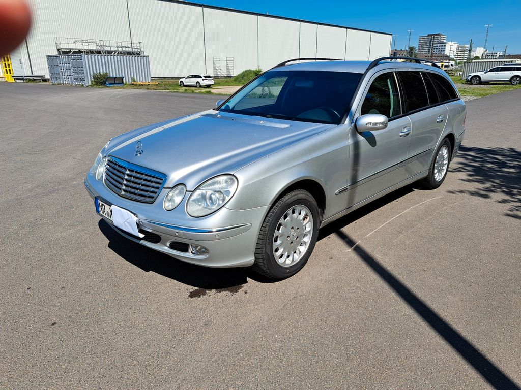 Bild des Angebotes Mercedes-Benz 220