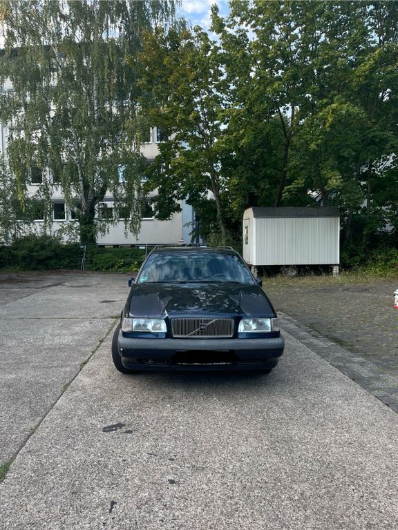 Bild des Angebotes Volvo 850 2.5-10V 10V