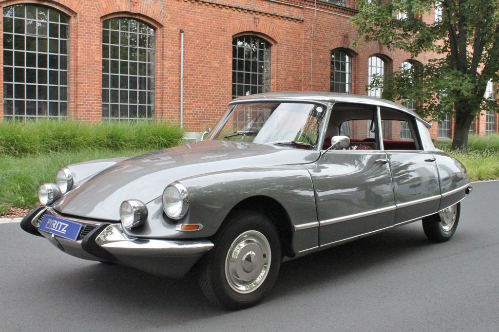 Bild des Angebotes Citroën DS 21 Pallas