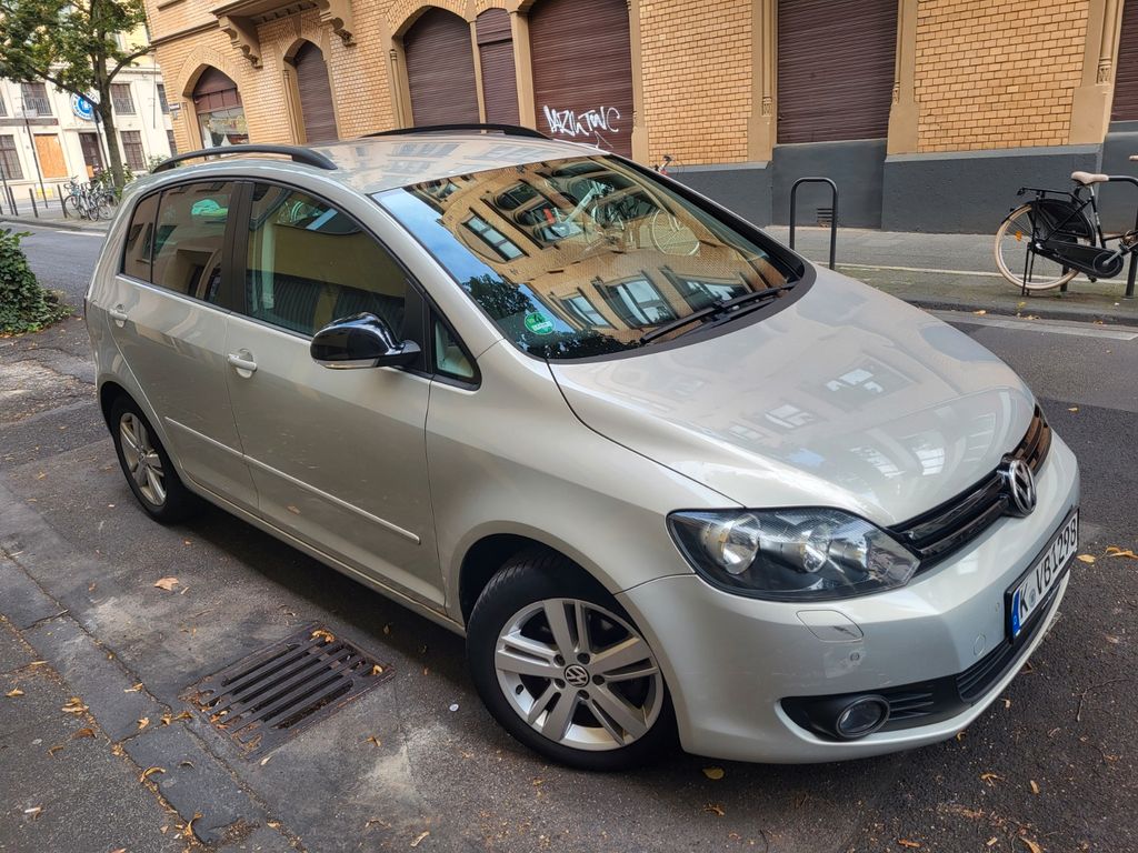 Bild des Angebotes Volkswagen Golf Plus 1.2 TSI 63kW MATCH - TÜV neu