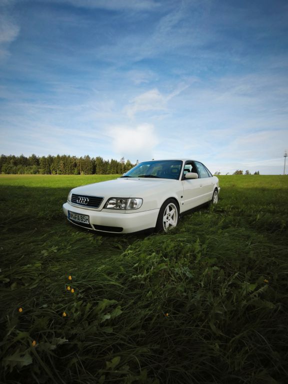 Audi 100