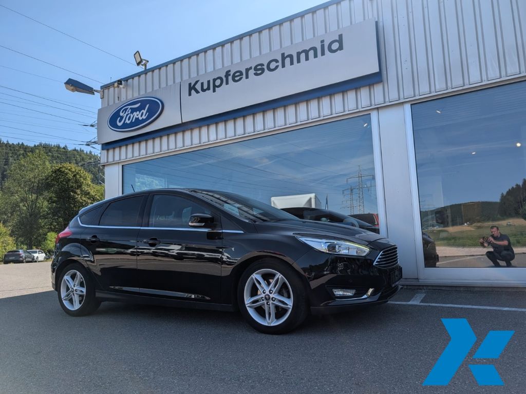 Ford Focus Titanium Ink Winterräder- Rückfahrkamera-A