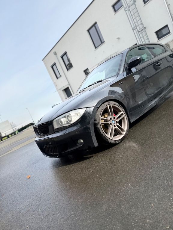 Bild des Angebotes BMW 120d Edition Sport Edition Sport