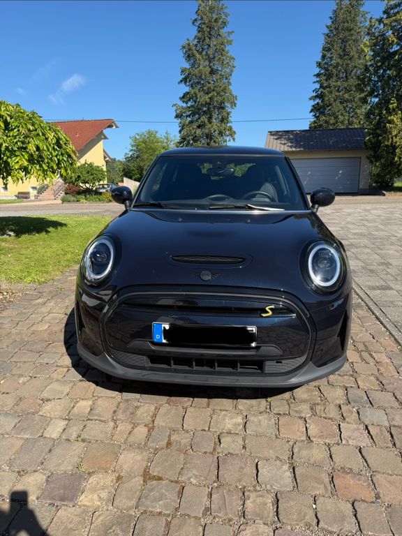 Bild des Angebotes MINI Cooper SE Classic Trim Classic Trim