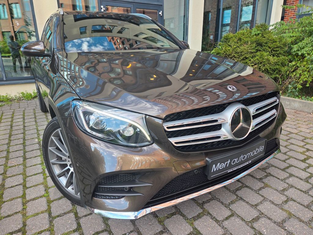 Bild des Angebotes Mercedes-Benz GLC 250 4MATIC*AMG*PANO*DISTR*AHK*TOTW*LEDER*