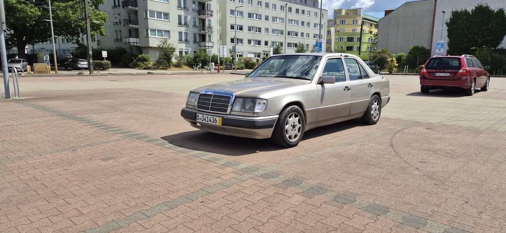 Bild des Angebotes Mercedes-Benz W124 250d 5 Zylinder