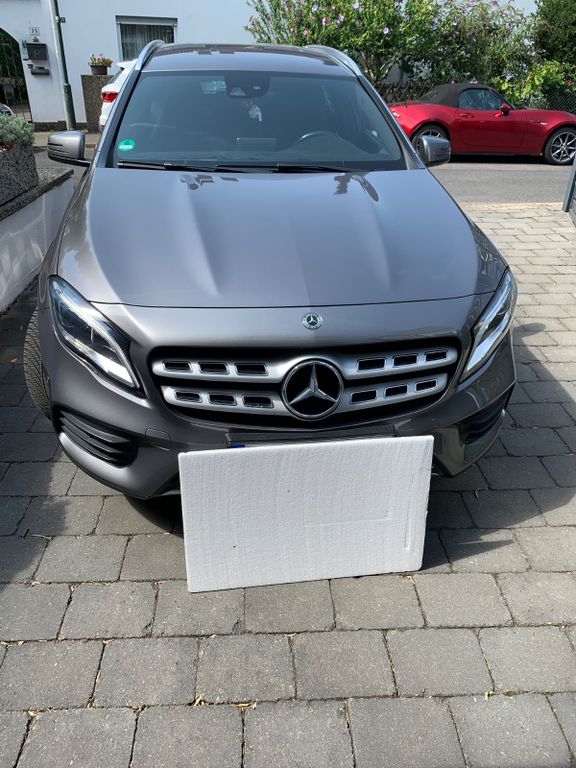 Bild des Angebotes Mercedes-Benz GLA 250 4MATIC DCT -