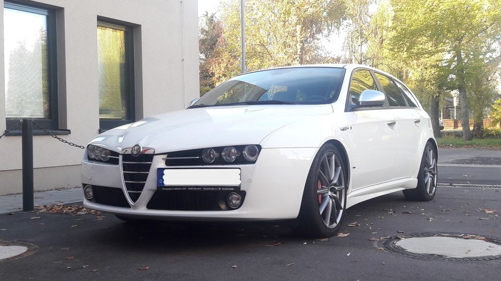 Alfa Romeo 159 Sportwagon 1.75 TBi TI - Turbo 200PS - HUneu