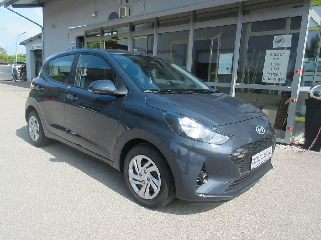 Bild des Angebotes Hyundai i10 1.0 "Pure" 4Sitzer Navi/Klima/PDC/DAB