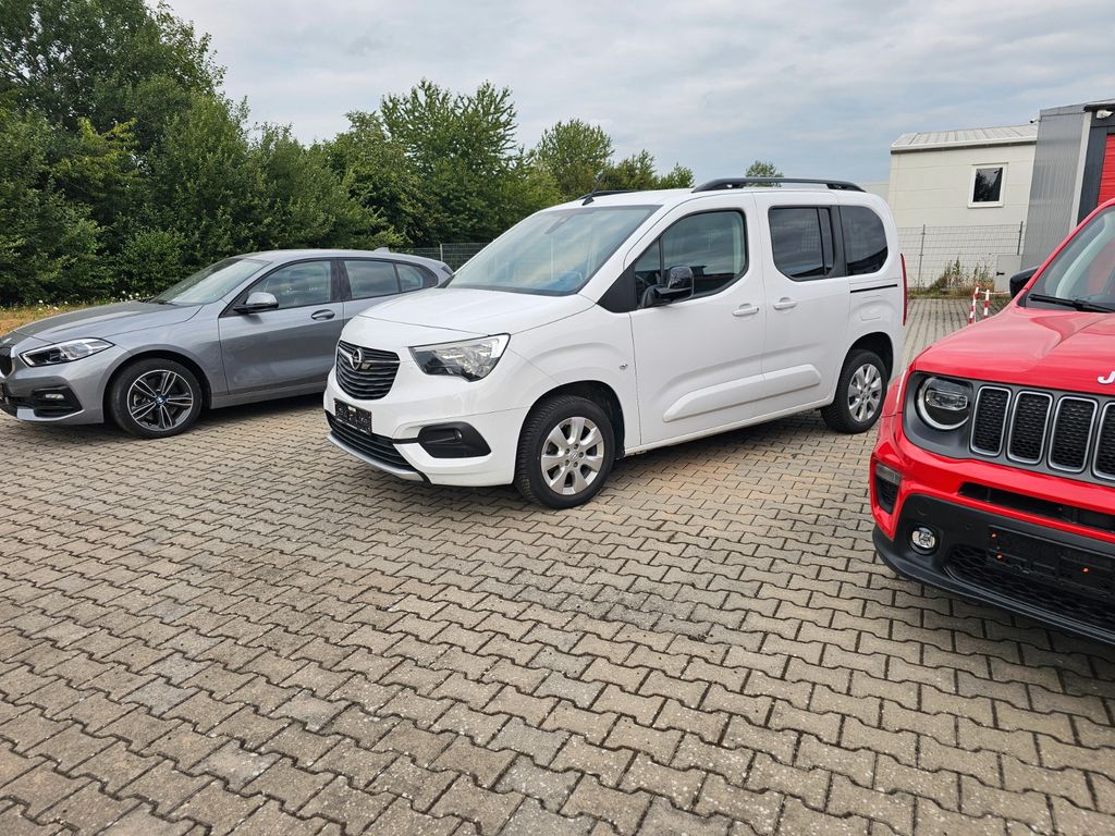 Bild des Angebotes Opel Combo Life 1,5CDTI Ultimate Automat RKamera SZH