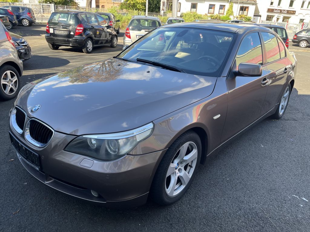 Bild des Angebotes BMW 520i, Leder, Xenon, Sitzheiz.