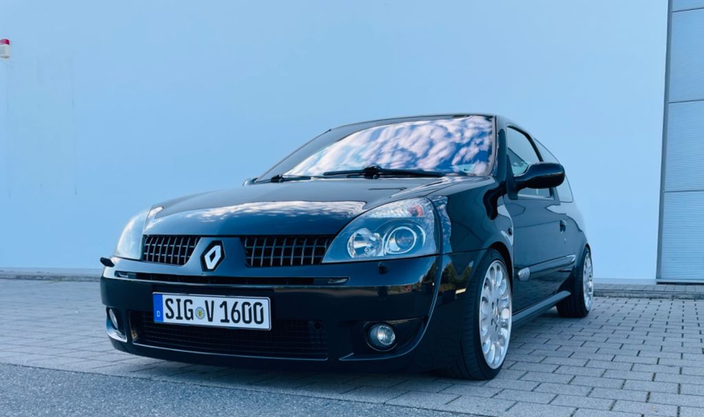 Renault Clio Sport 2.0 16V Sport
