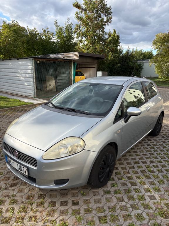 Bild des Angebotes Fiat Grande Punto 1.4 8V Dynamic