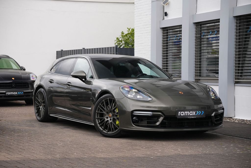 Bild des Angebotes Porsche Panamera 4 E-Hybrid Sport Turismo SportDesignPak