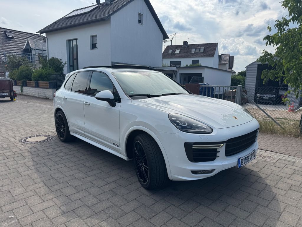 Bild des Angebotes Porsche Cayenne GTS/26500 e/Facelift /Matrix /AHK/ Pano