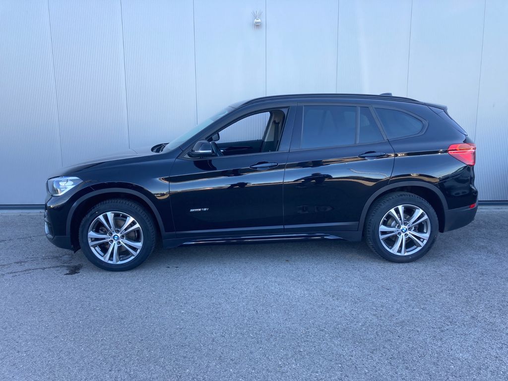 Bild des Angebotes BMW X1 sDrive18i Sport Line *PDC*Dachreling*