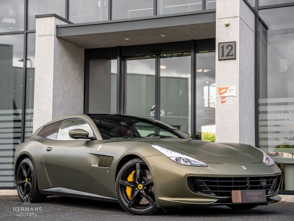 Bild des Angebotes Ferrari GTC4Lusso T 3.9 V8 / Warranty / Passenger Displa