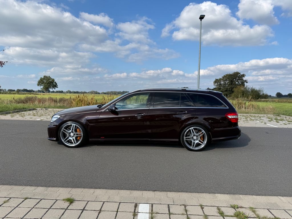 Bild des Angebotes Mercedes-Benz E 63 AMG E 63 T AMG AMG BI Turbo