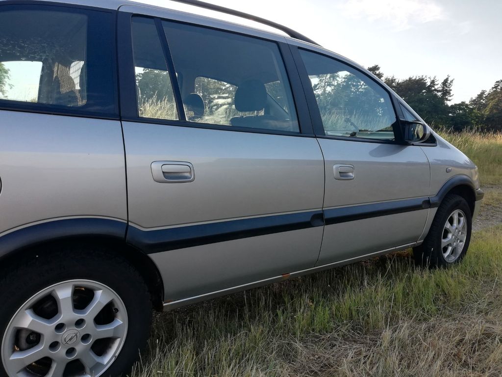 Bild des Angebotes Opel Zafira 1.8 16V, 7-Sitzer