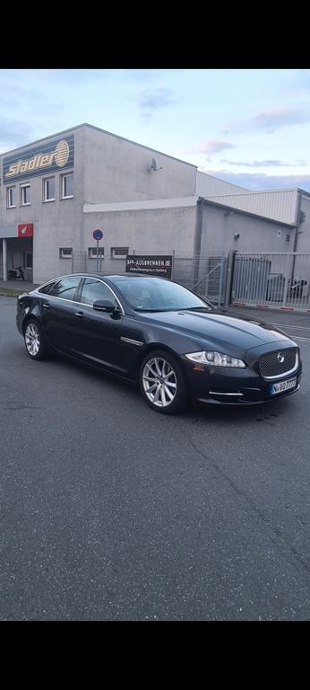 Jaguar XJ Premium Luxury 3.0 V6-- TÜV Neu - Guter zust