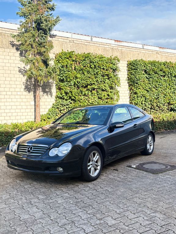 Bild des Angebotes Mercedes-Benz C180 Kompressor