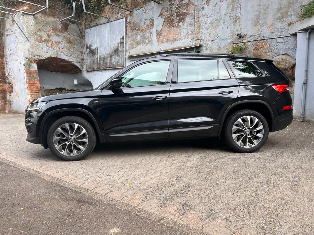 Bild des Angebotes Skoda Kodiaq Clever 4x4*1.Hand*AHK*8-Fach Alu*Standhe.