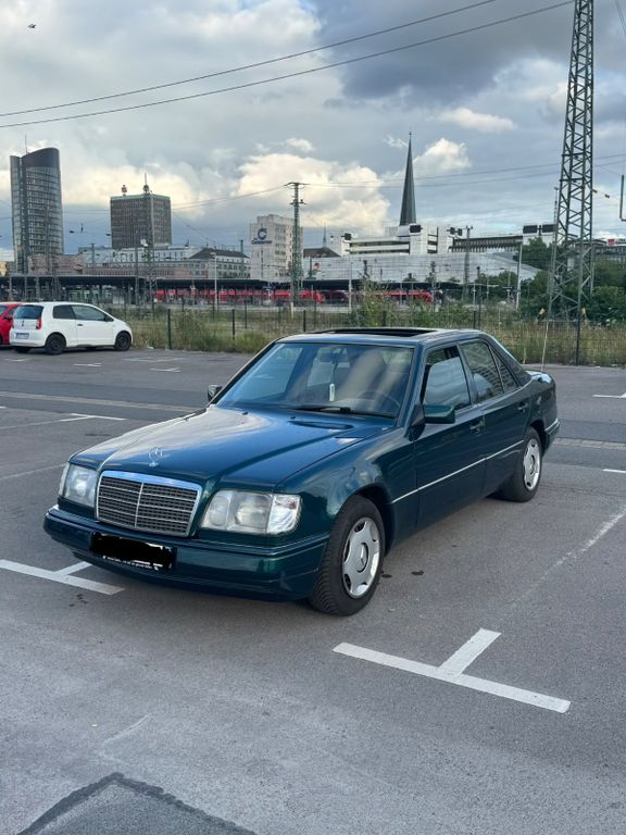 Bild des Angebotes Mercedes-Benz 250 w124 Diesel Oldtimer