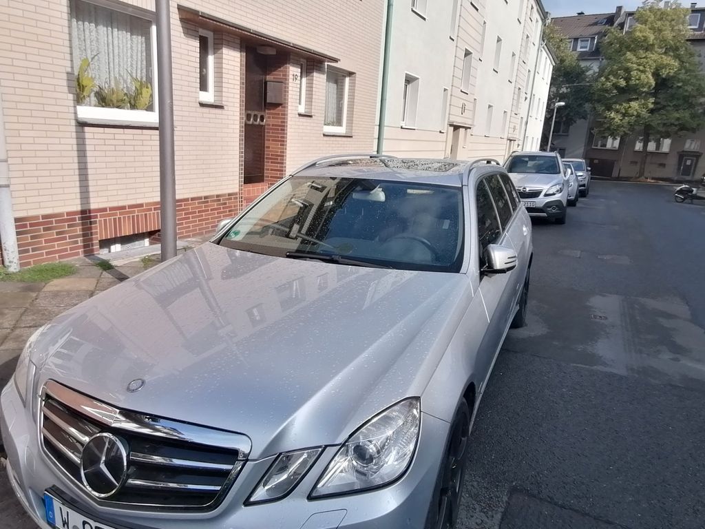 Bild des Angebotes Mercedes-Benz E 220 CDI T BlueEFFICIENCY ELEGANCE ELEGANCE