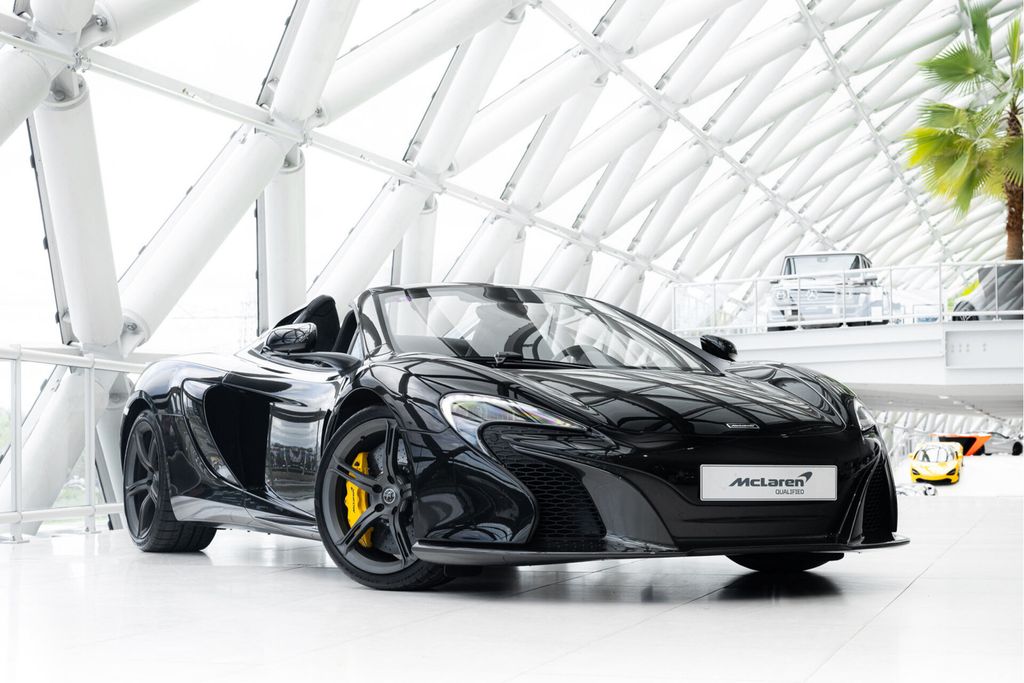 Bild des Angebotes McLaren 650S Spider 3.8 | Lift | Meridan Audio | CF Inte