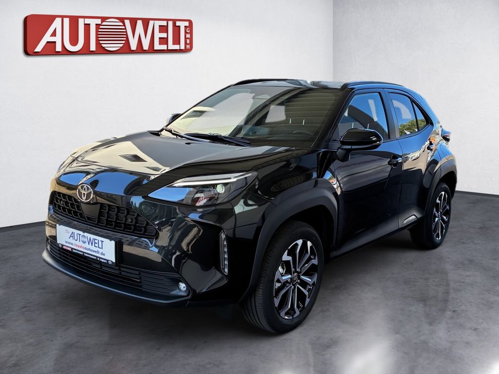 Bild des Angebotes Toyota Yaris Cross 1.5HSD Teamplayer Safety+Winter Pake