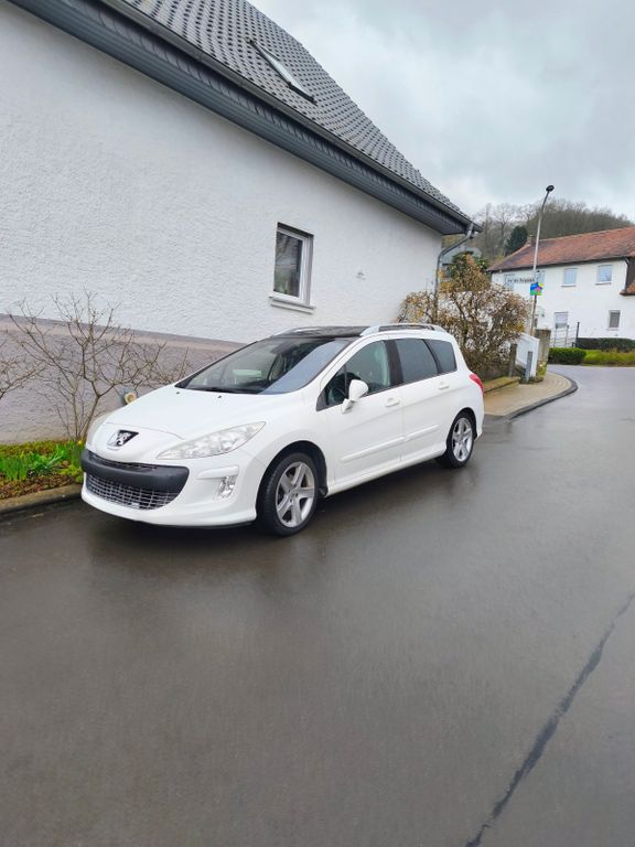 Bild des Angebotes Peugeot 308 SW Premium 120 VTi Premium