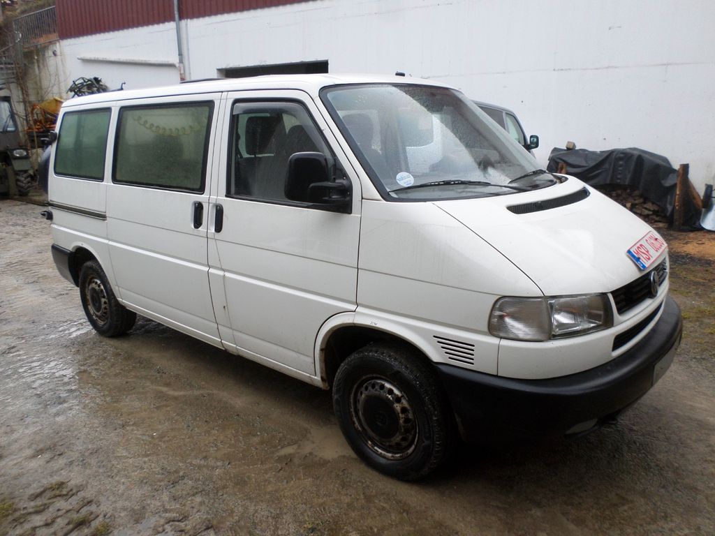 Bild des Angebotes Volkswagen T4 Kombi 2,5  Syncro 7 Sitze Klima  Standheizung