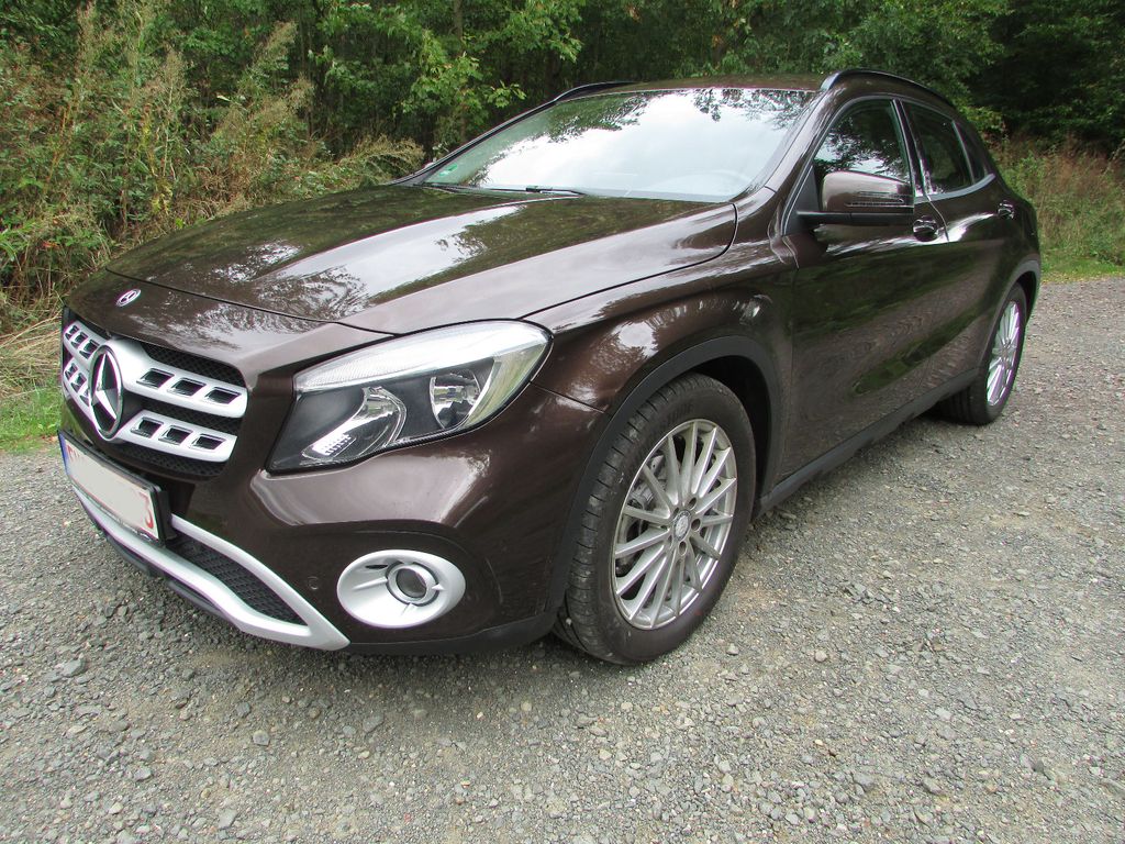 Bild des Angebotes Mercedes-Benz GLA 200  7 G. Automatik