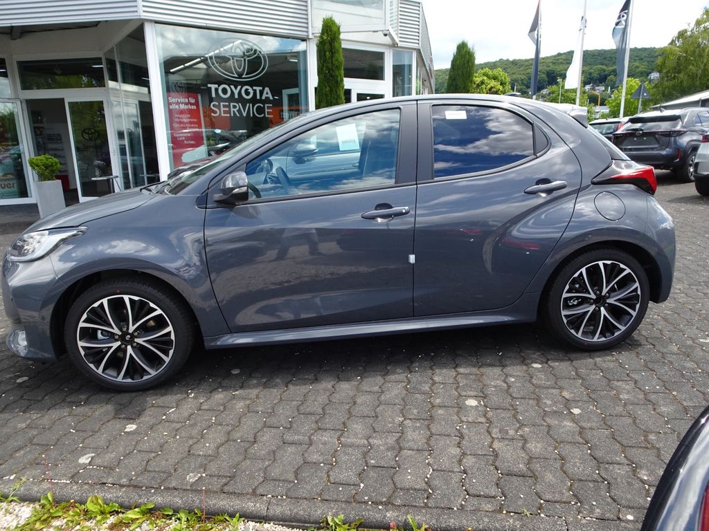 Bild des Angebotes Toyota Yaris Hybrid Teamplayer + Technik Paket