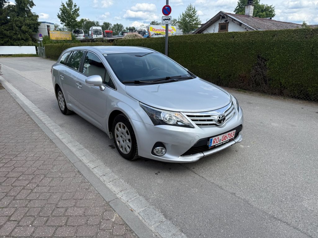 Bild des Angebotes Toyota Avensis Kombi Basis