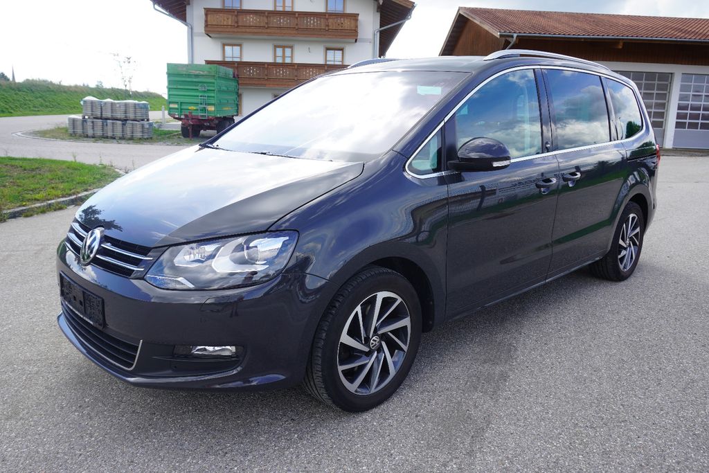 Bild des Angebotes Volkswagen Sharan Sound AHK el.Schiebetüren AppLink 1.Hand