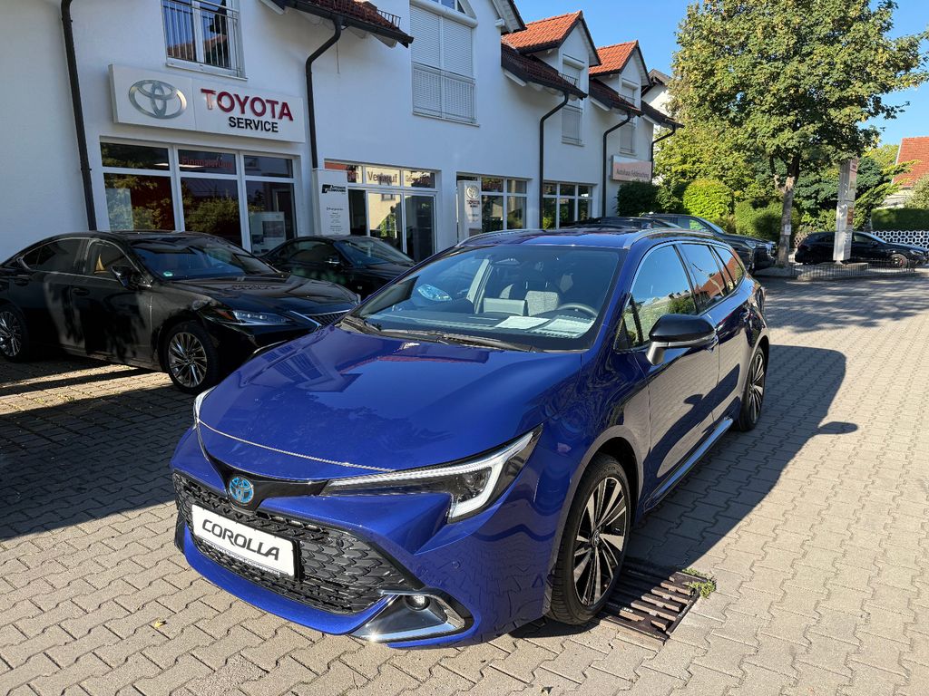 Bild des Angebotes Toyota Corolla 2,0 Hyb Teamplayer TS,Technik-Paket,Navi