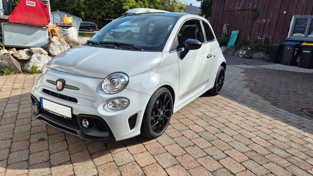 Bild des Angebotes Abarth 695 1.4 T-Jet 16V 695 -